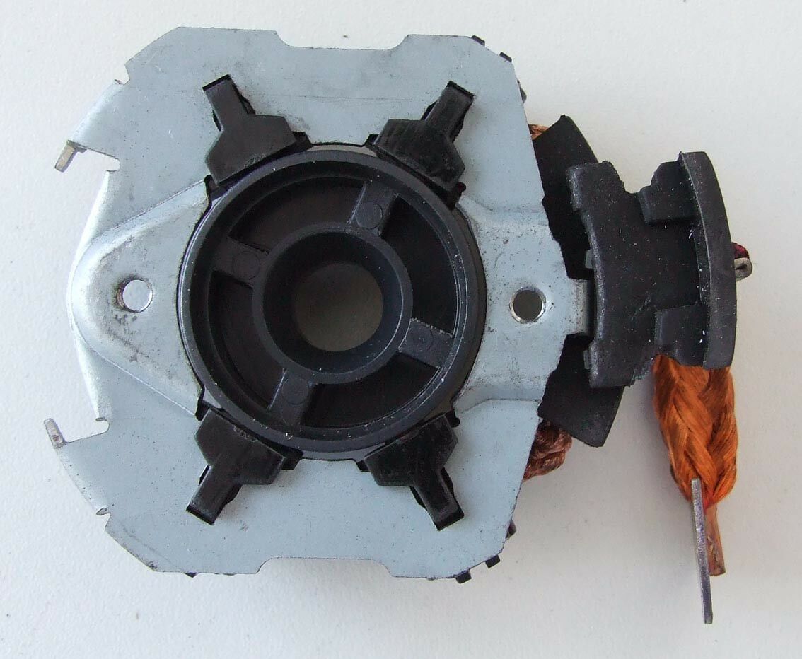 Nosac cetkica elektropokretaca bosch f002g20326