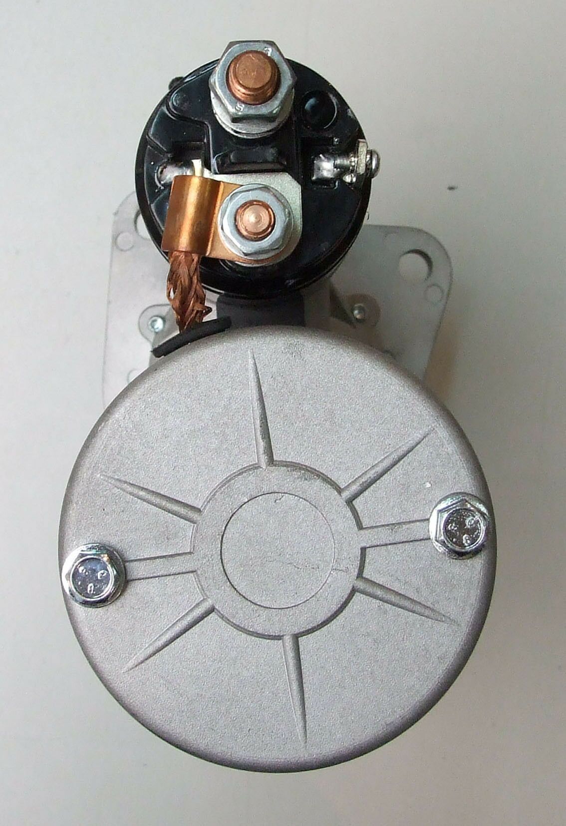 Elektropokretac bosch 12v 2.7kw 9z torpedo traktor