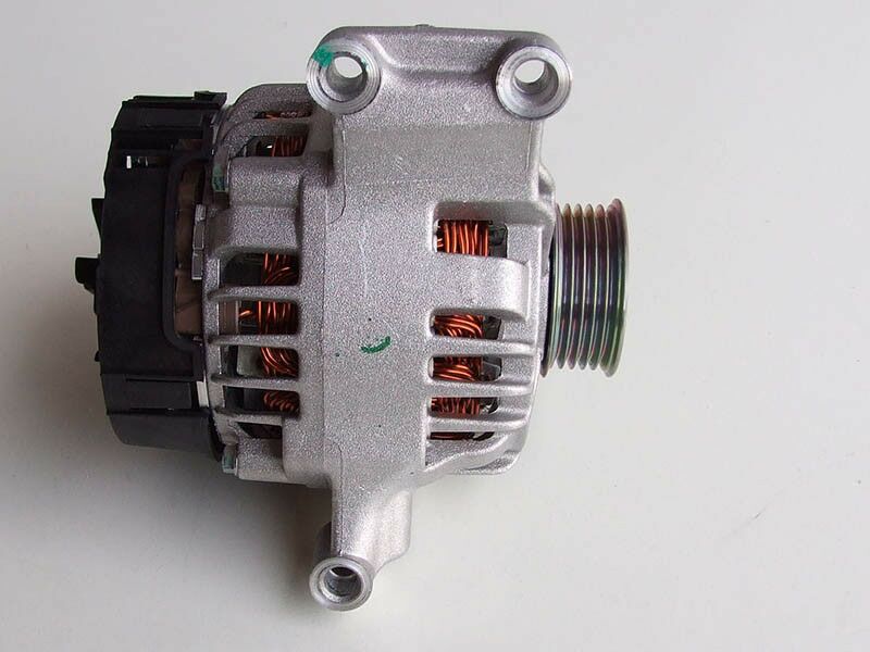 Alternator denso 12v 85a fiat stilo. brava 1.2
