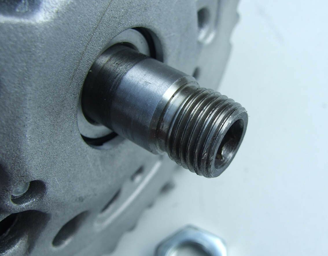 Alternator hitachi 12v opel