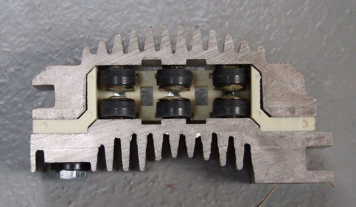 Diodni most delco 12v opel stari tip