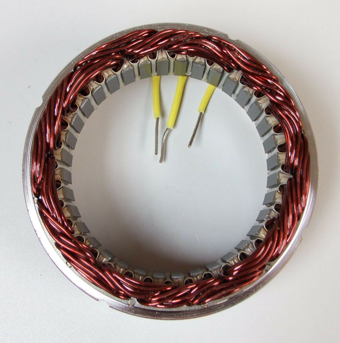 Stator alternatora bosch audi