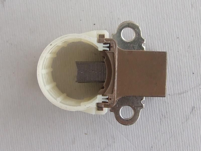 Nosac cetkica alternatora denso toyota yaris 1.4 d4d