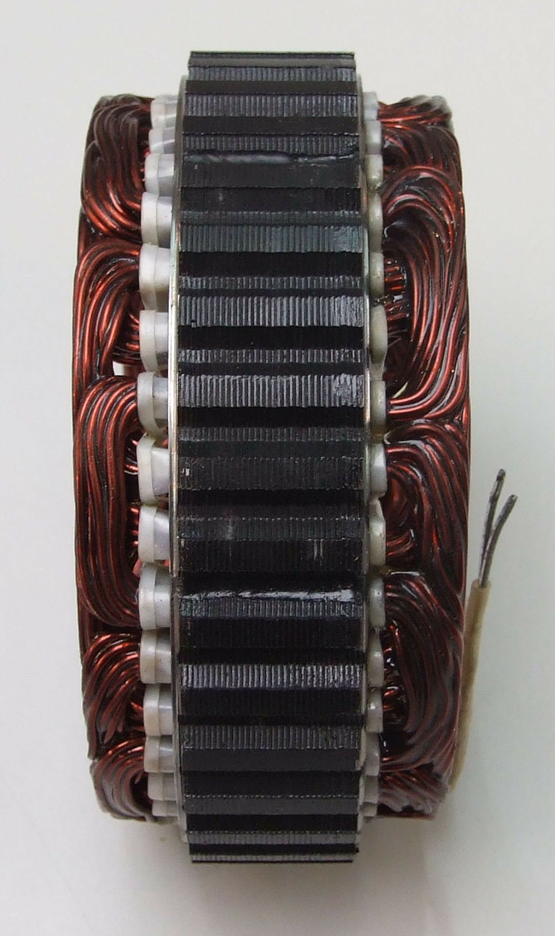 Stator alternatora lucas 12v 70a