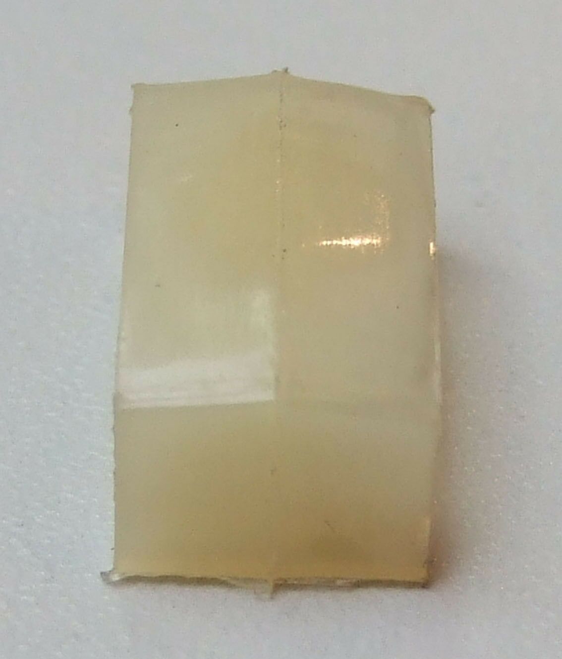 Plastika nosaca cetkica lucas