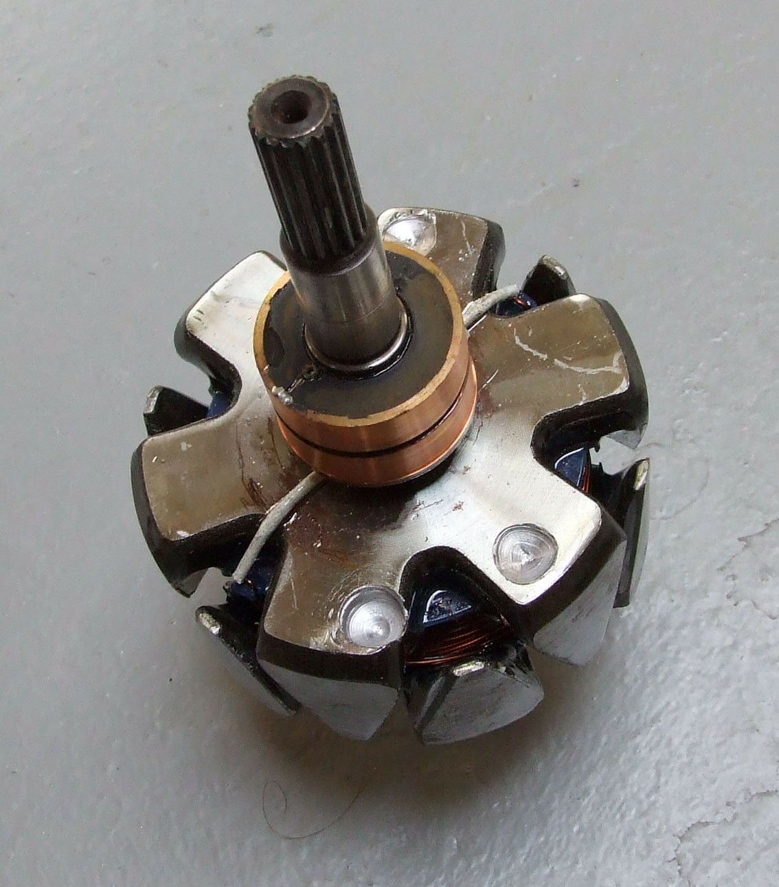 Rotor alternatora hitachi opel corsa