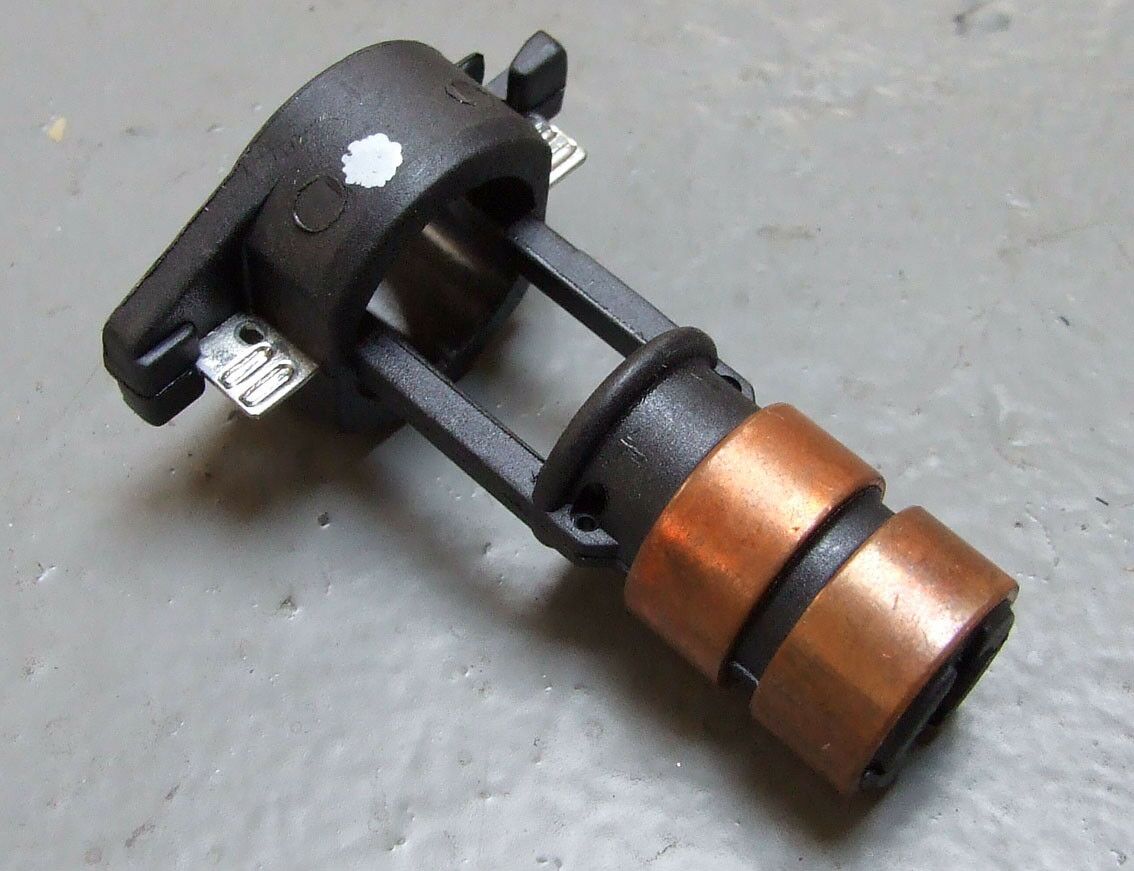 Kolektor alternatora bosch 16x7x52.1