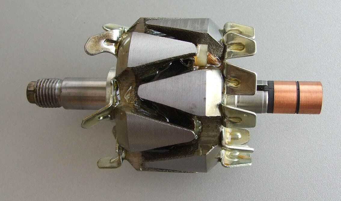 Rotor alternatora denso kubota 40a
