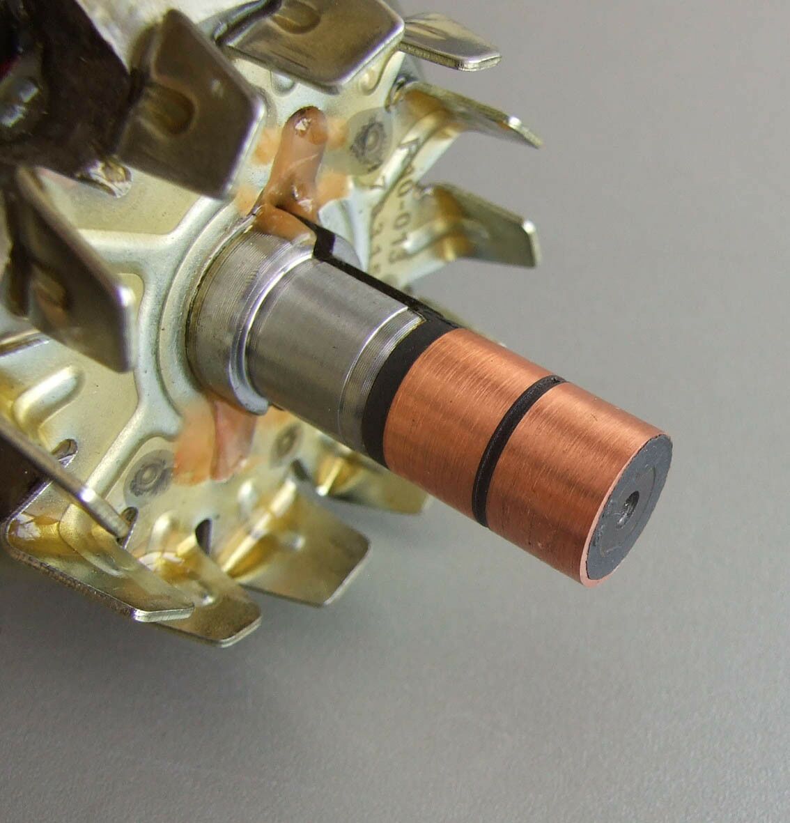 Rotor alternatora denso kubota 40a