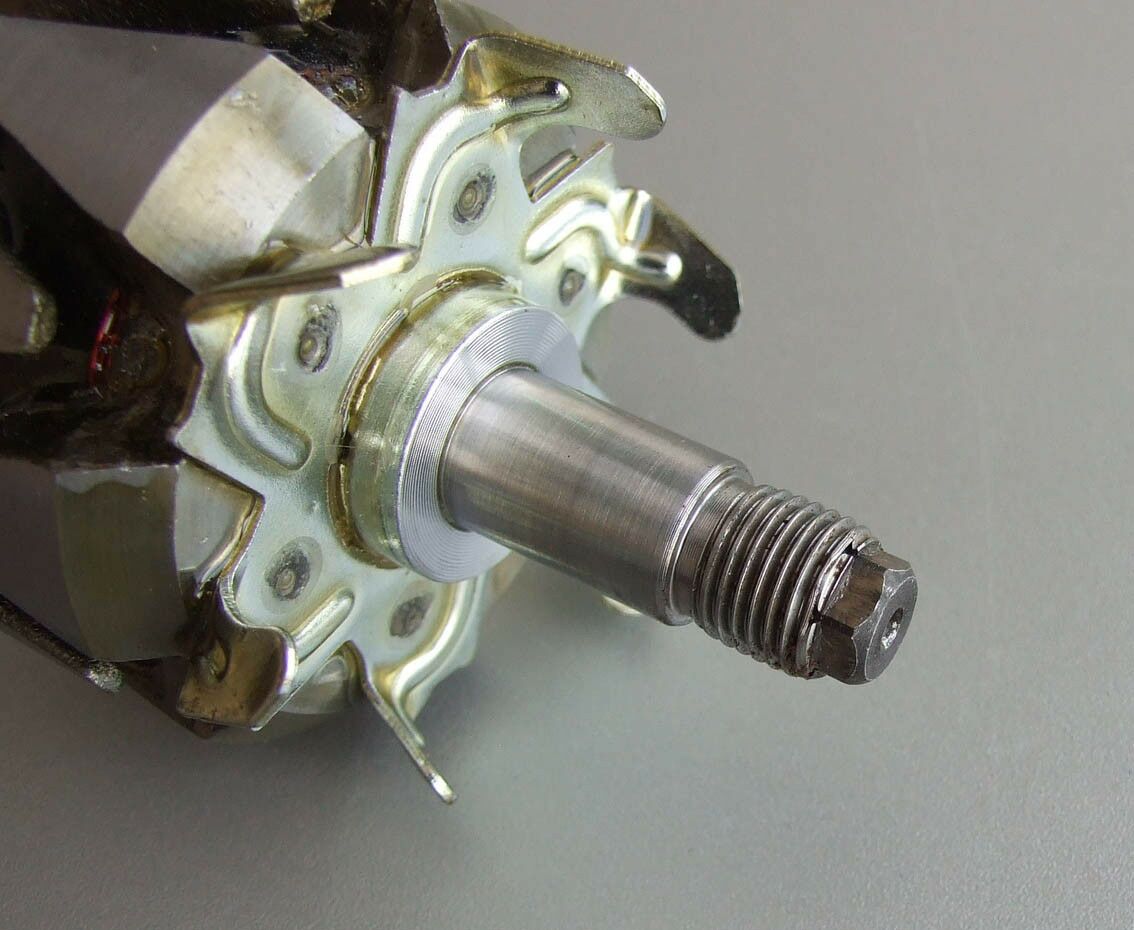 Rotor alternatora denso kubota 40a