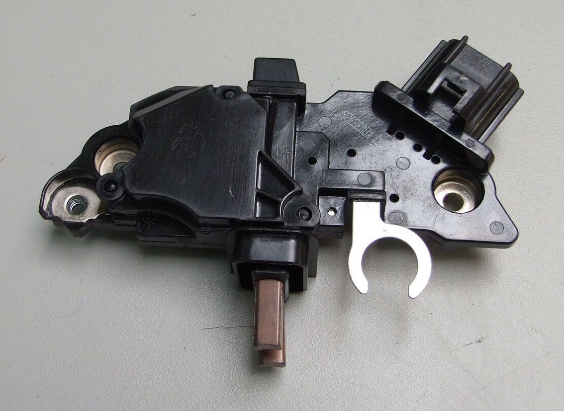 Regler bosch 12v ford mondeo ii 98- transit