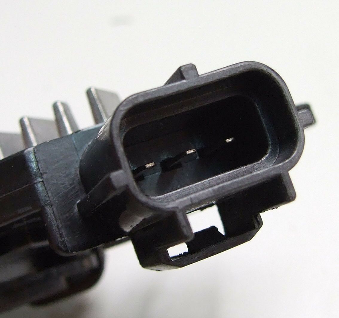 Regler bosch 12v ford mondeo ii 98- transit