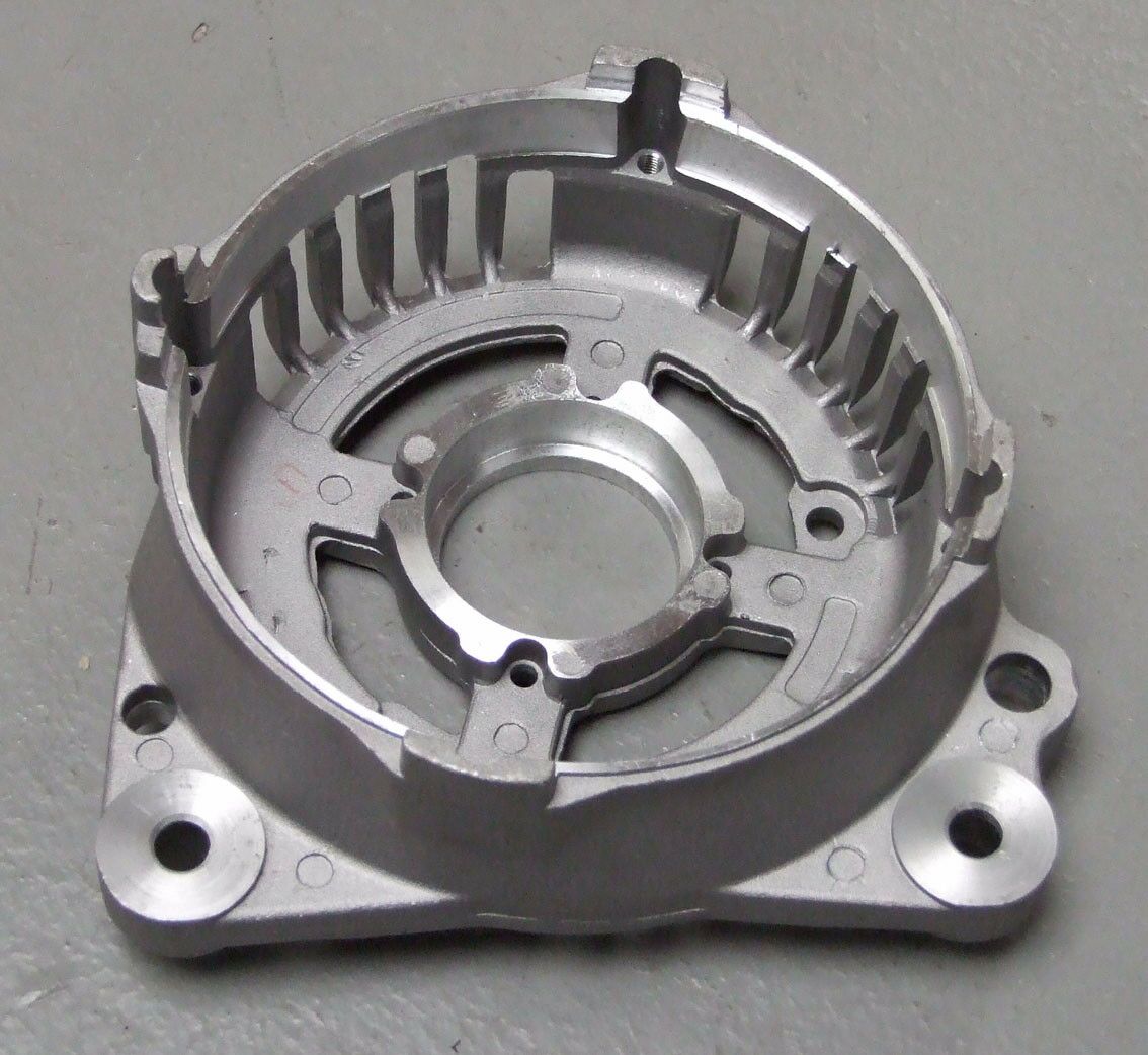 Kuciste alternatora prednje bosch skoda, seat, audi