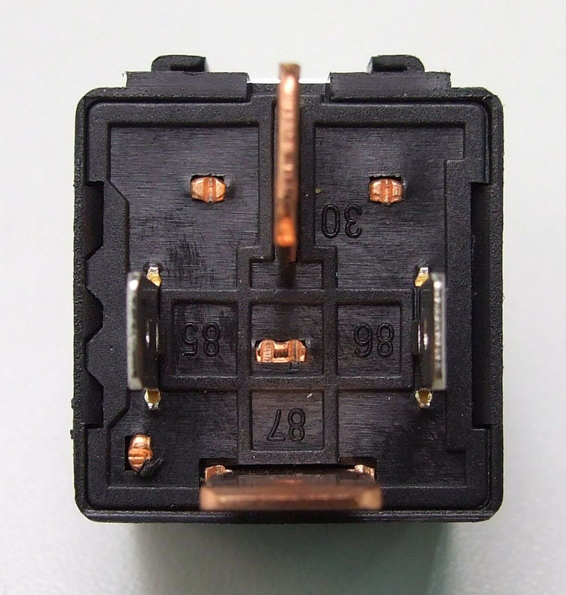 Mini relej 12v 70a 4 pin siroke stopice