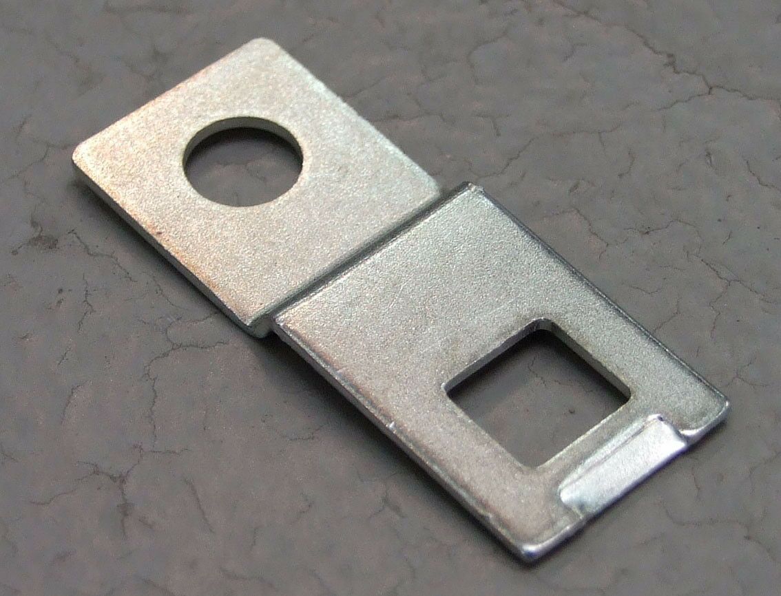 Mini relej 24v 40a 4 pin