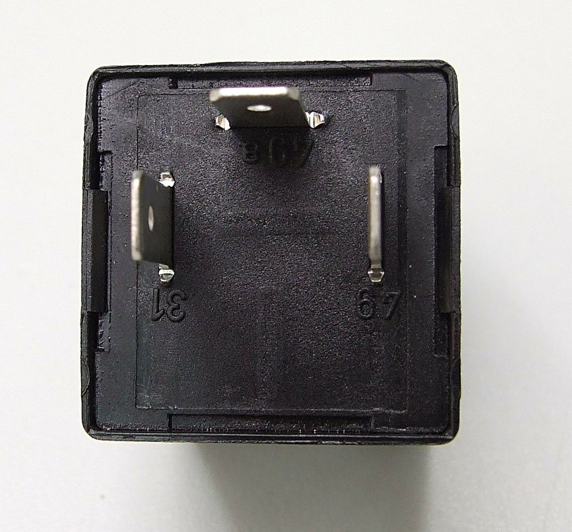 Relej zmigavaca 3 pin vw, audi
