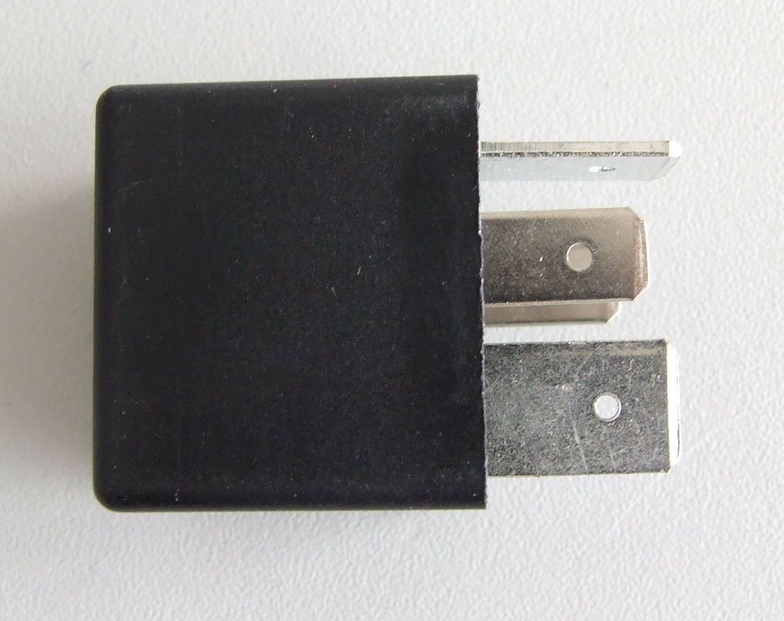 Mini relej 12v 70a 4 pin