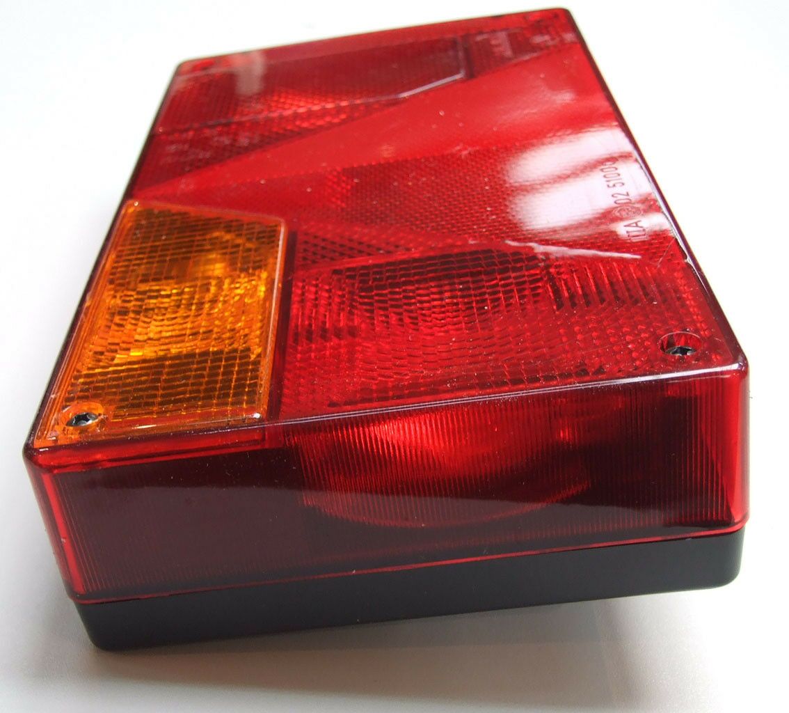 Stop lampa lijeva uni 235x135x52
