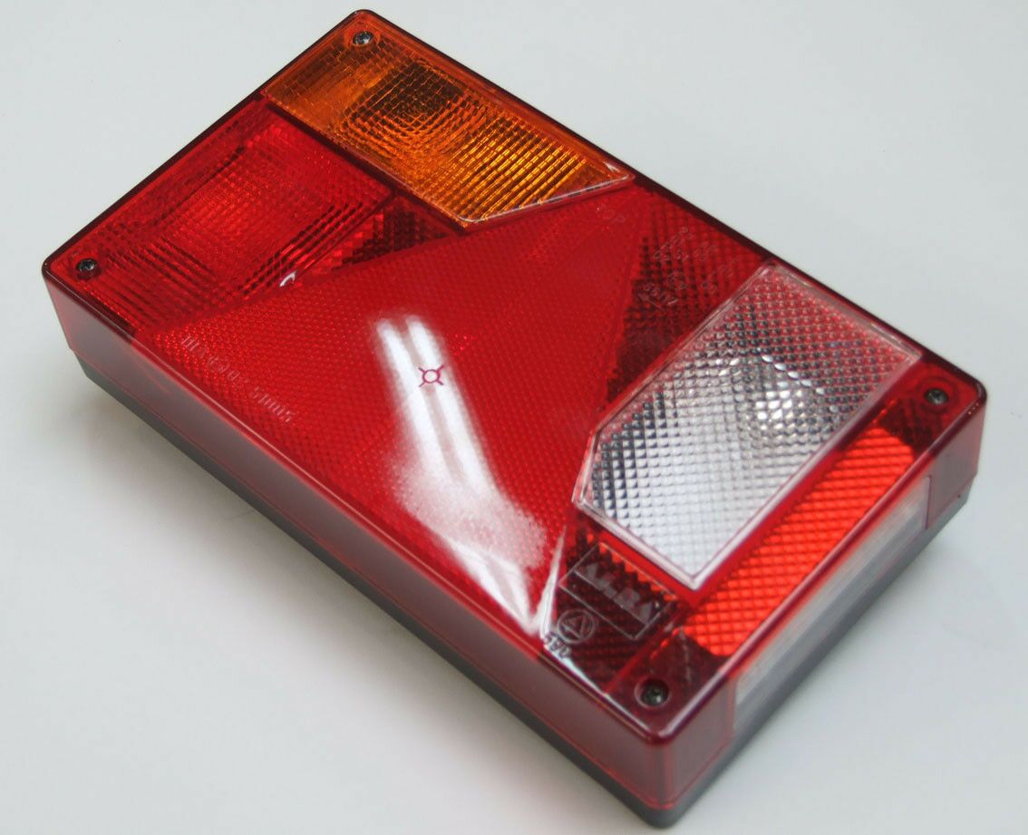Stop lampa lijeva uni 235x135x52