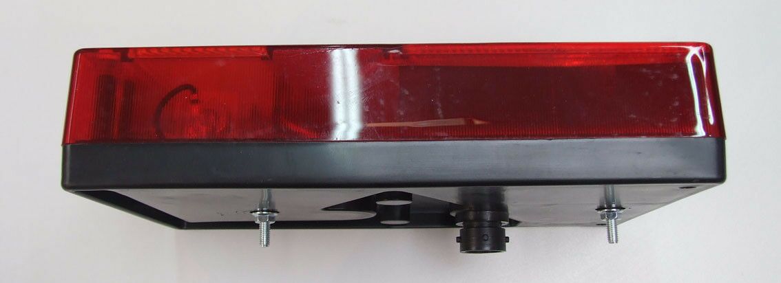 Stop lampa lijeva uni 235x135x52