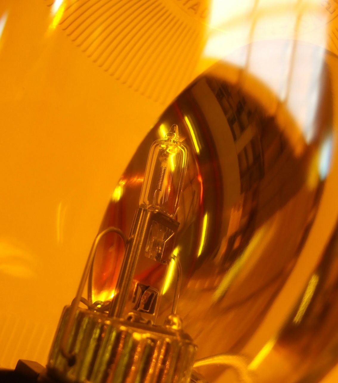 Rotac.lampa 12v  zuta na sipku