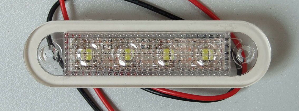 Univerzalna lampa sa led diodo