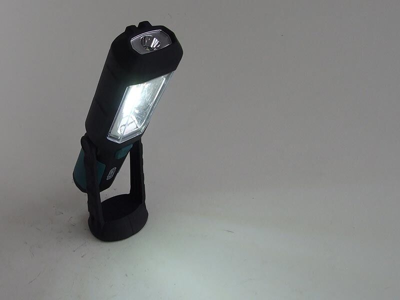 Rucna lampa led aku 400 lumena