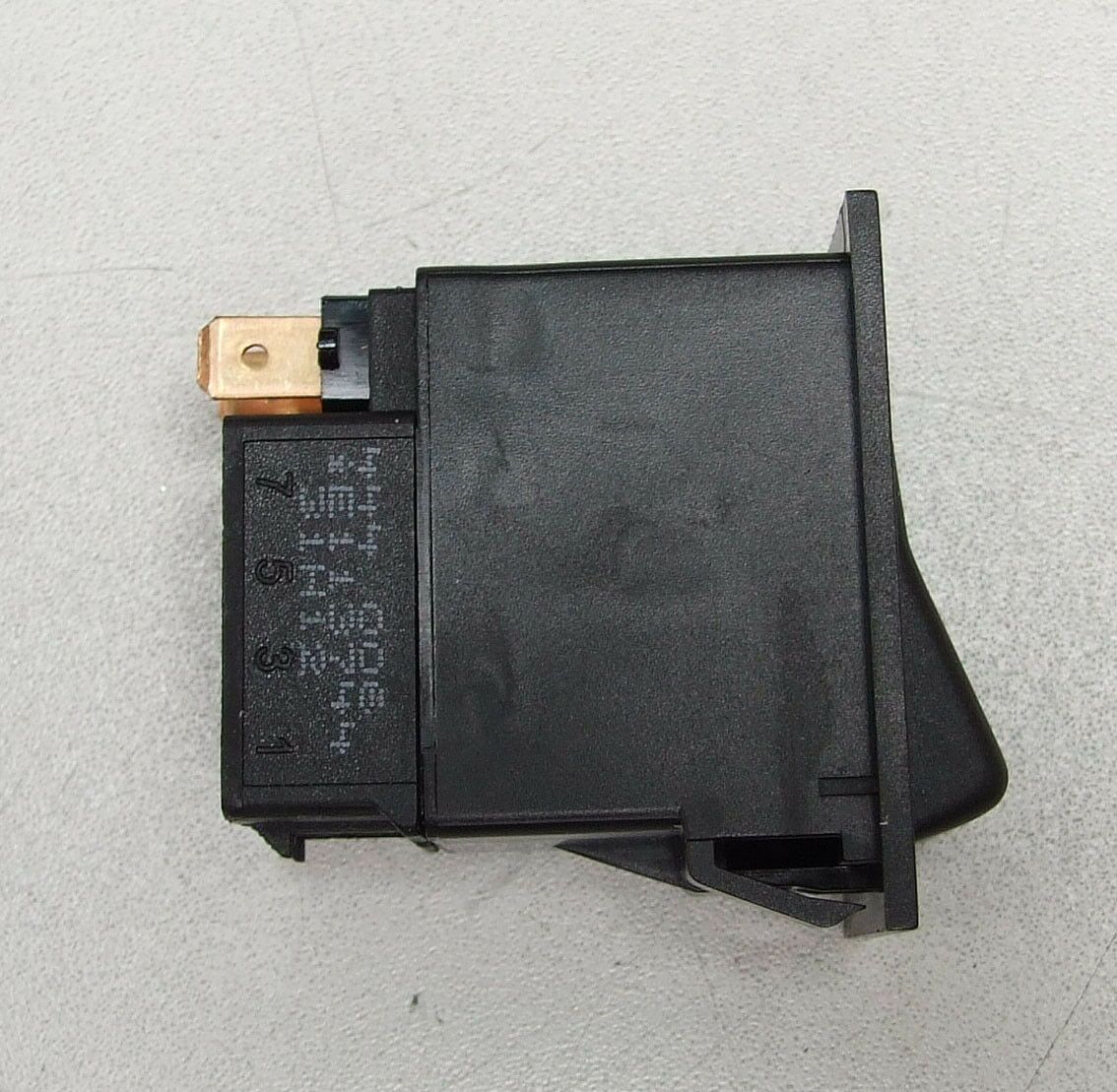 Prekidac on/of 24v