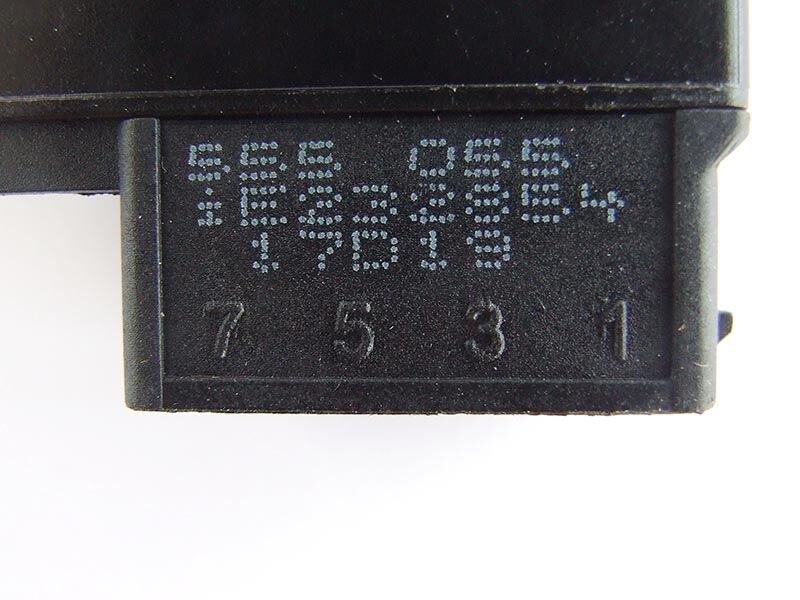 Prekidac 12/24v on/off/on povratni