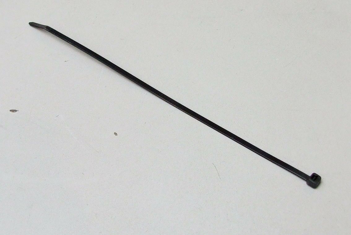 Plasticna vezica 4,8x310mm crna