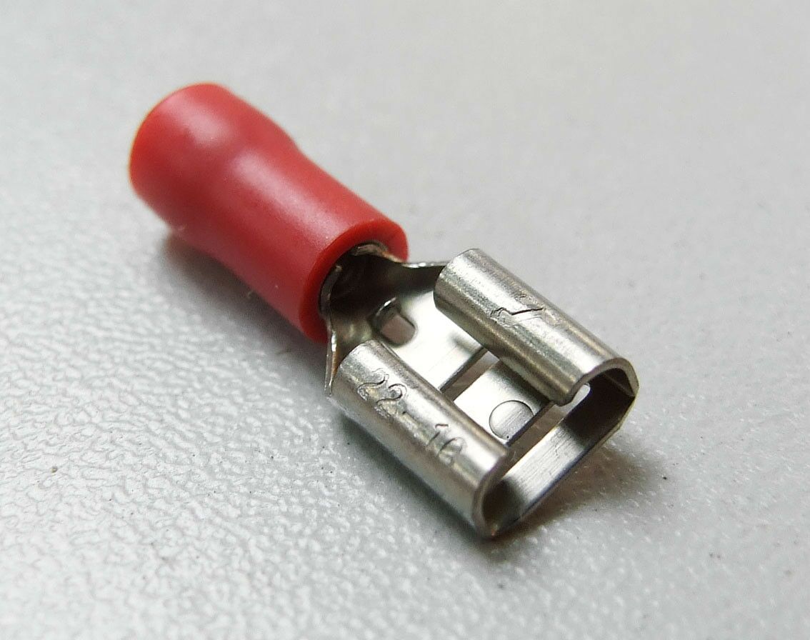 Papucica zenska 6.3x1.5mm2 sa izol.crvena