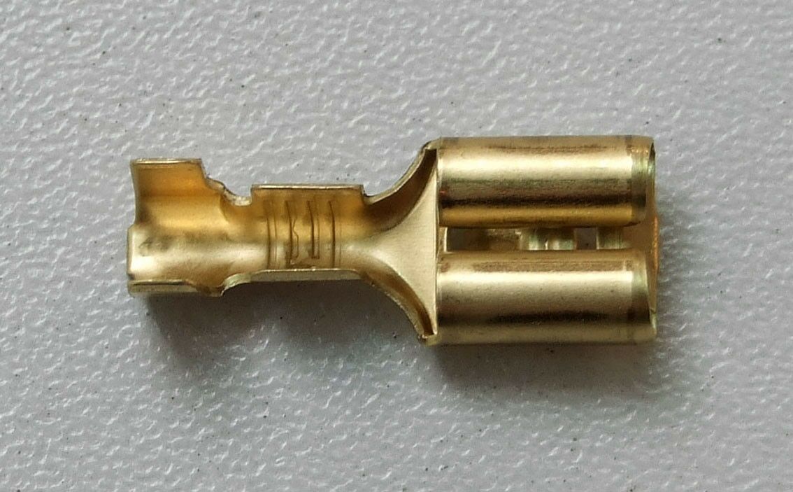 Stopica zenska 6.3x2.5mm2 standardna sa jezickom