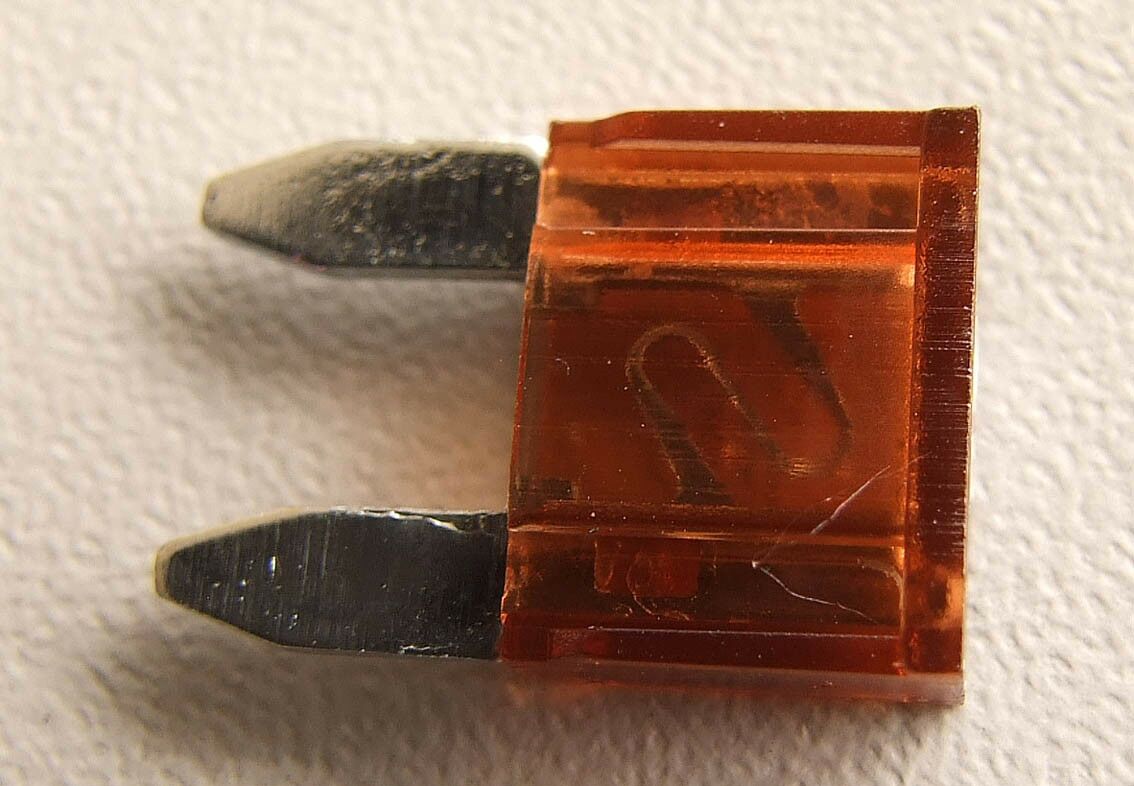 Osigurac mini 7.5a smedi