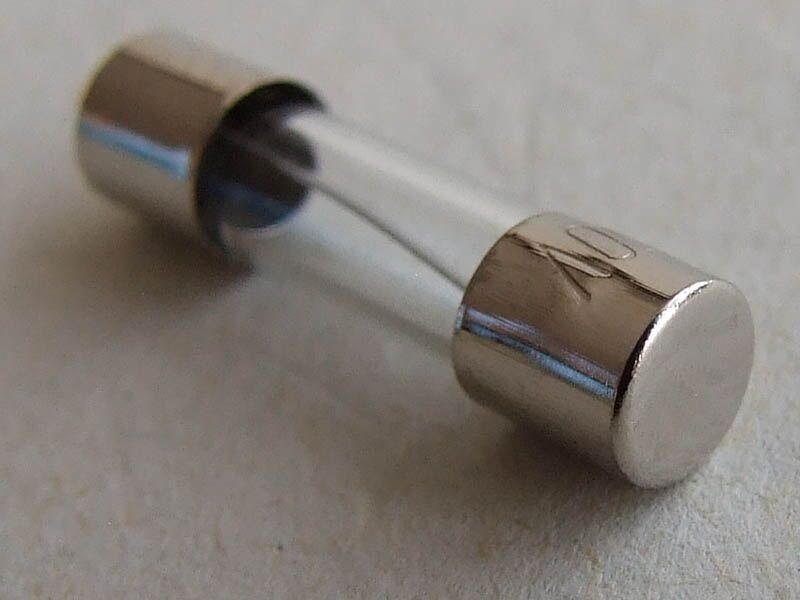 Osigurac stakleni 20a 20x5