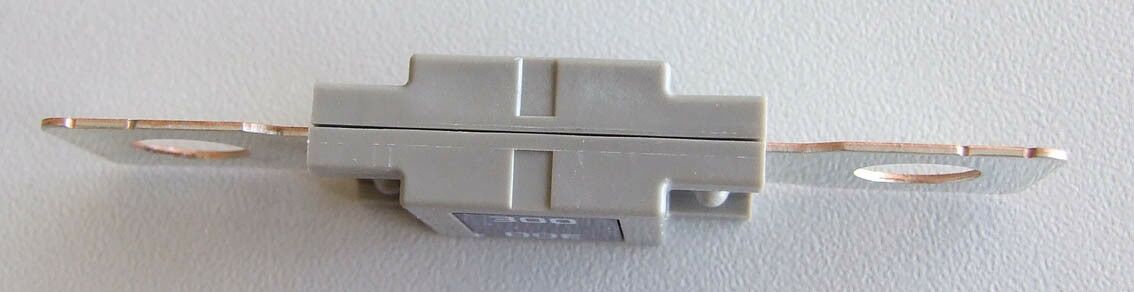 Osigurac mega 300a sivi
