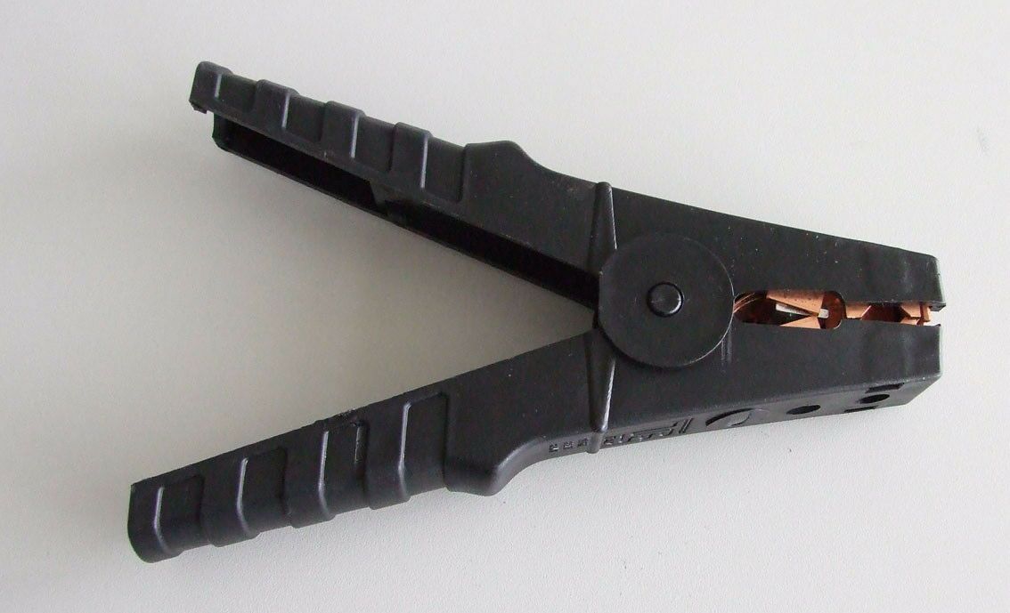 Klijesta crna 600a