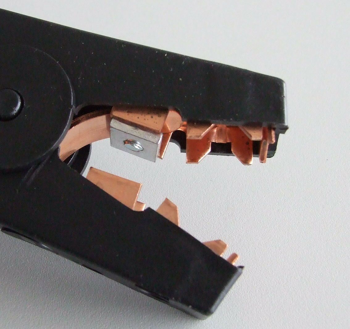 Klijesta crna 600a