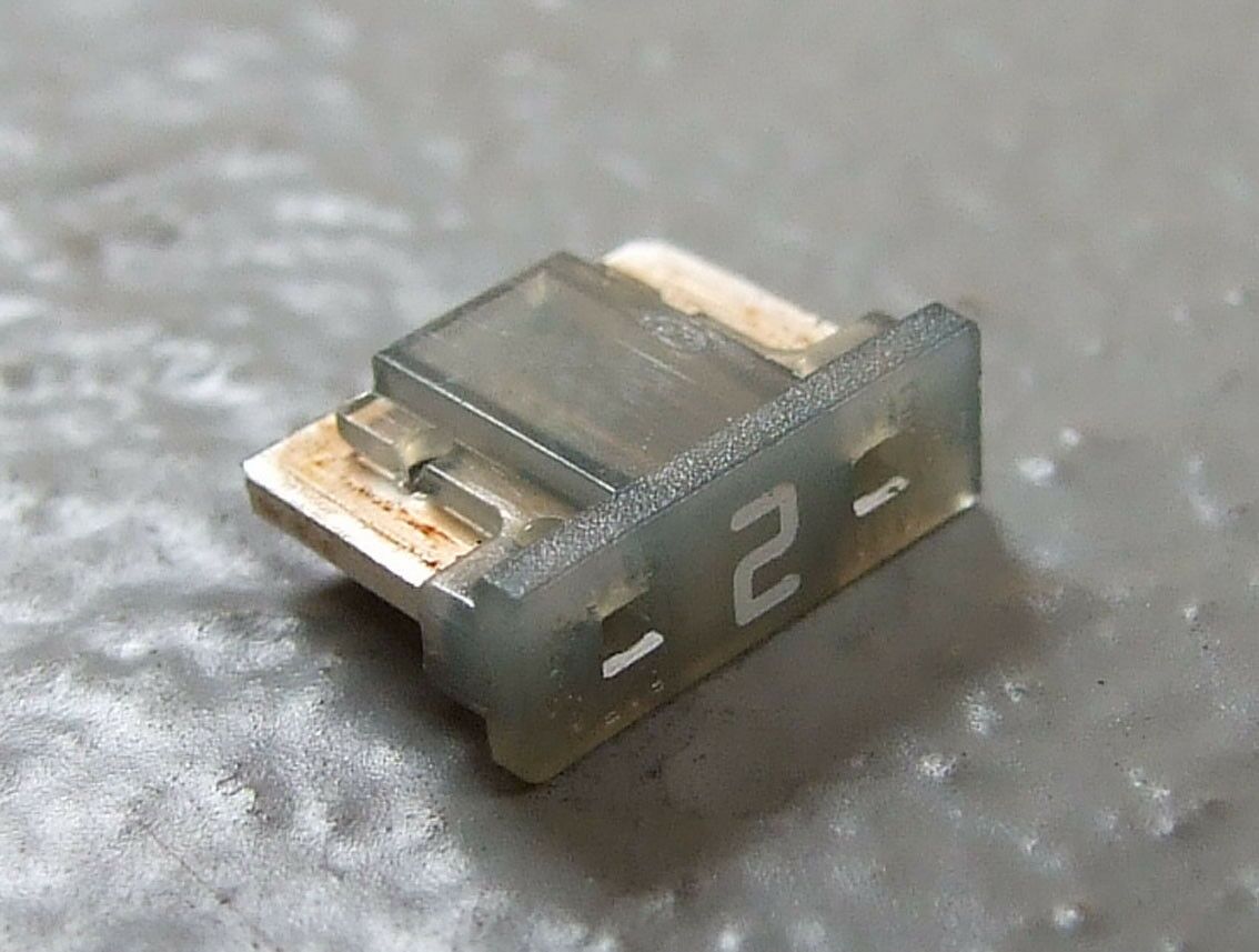 Osigurac mini 2a kratki
