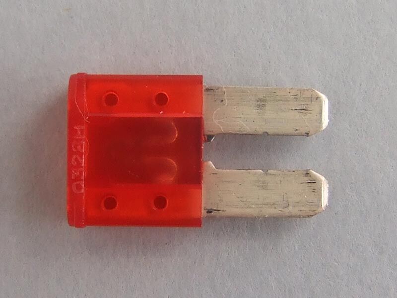 Osigurac micro2 32v - 10a crveni (pak 10 kom)