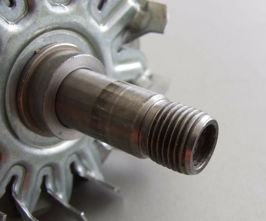 Rotor alternatora bosch 12v 90a toyota avensis 2.0 dizel