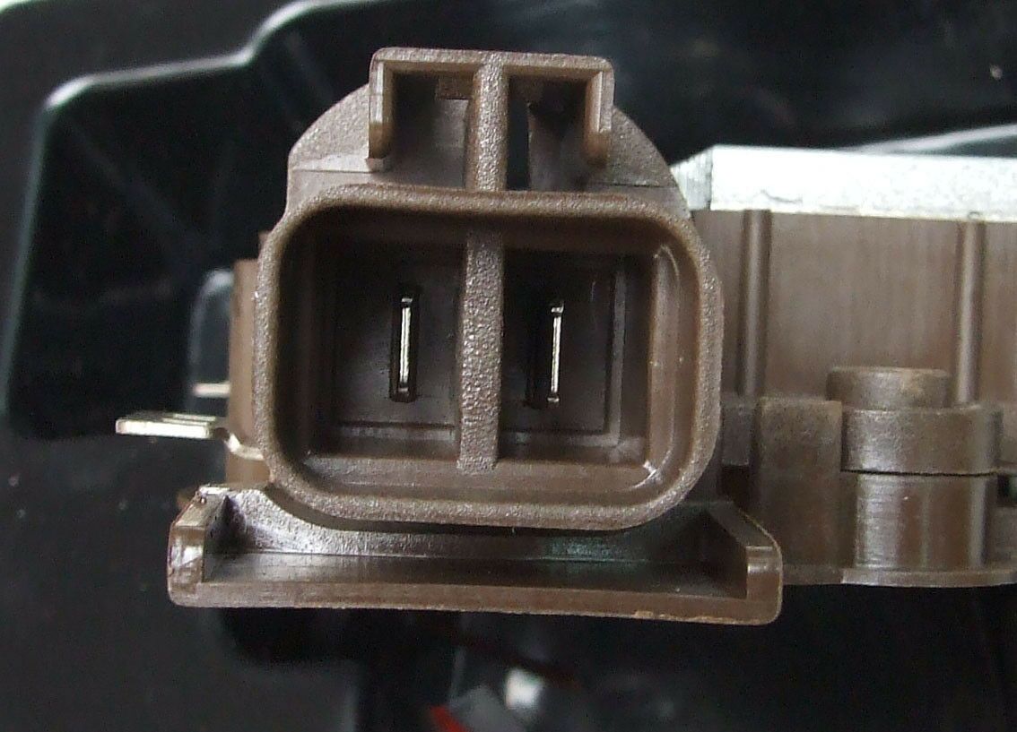 Regler mitsubishi 12v mazda 323 1.8 16v