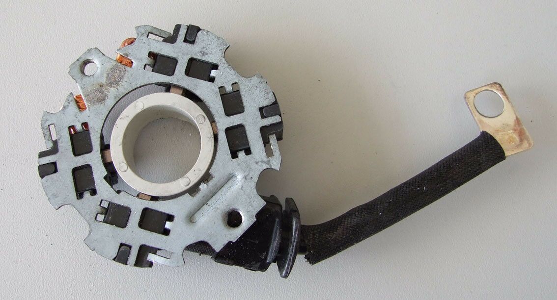 Nosac cetkica elektropokretaca mitsubishi renault megane ii