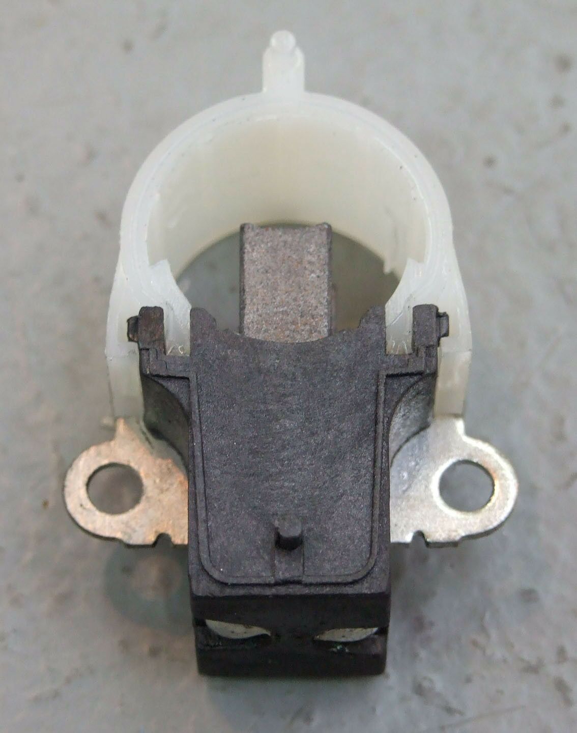 Nosac cetkica alternatora denso peugeot 307 1.4hdi