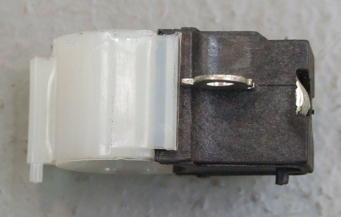 Nosac cetkica alternatora denso peugeot 307 1.4hdi