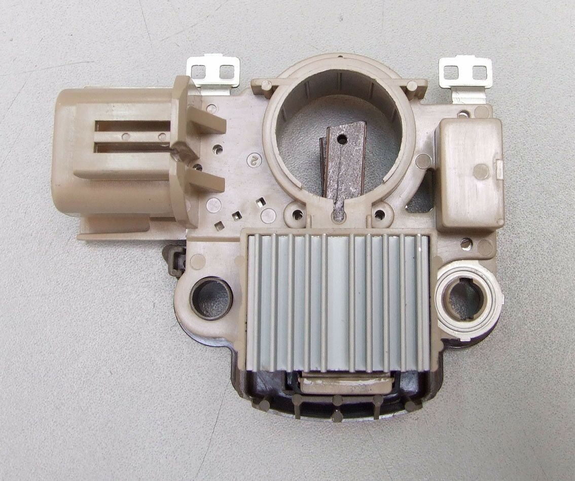 Regler mitsubishi 12v mazda 6 2.0 dizel 00-