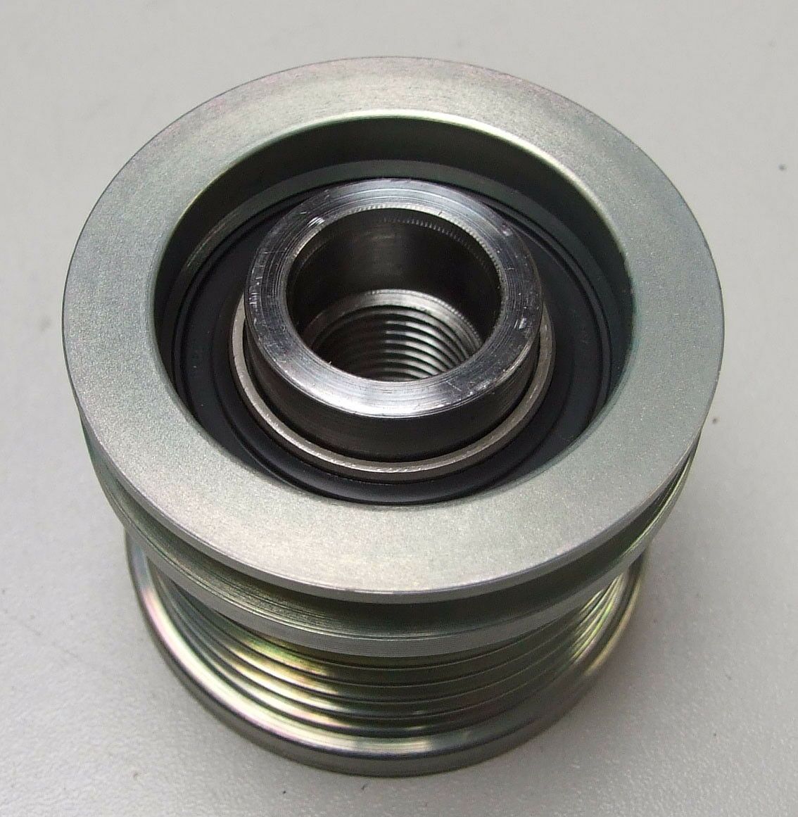 Remenica alternatora bosch ina 6pk skoda roomster 1.4 tdi
