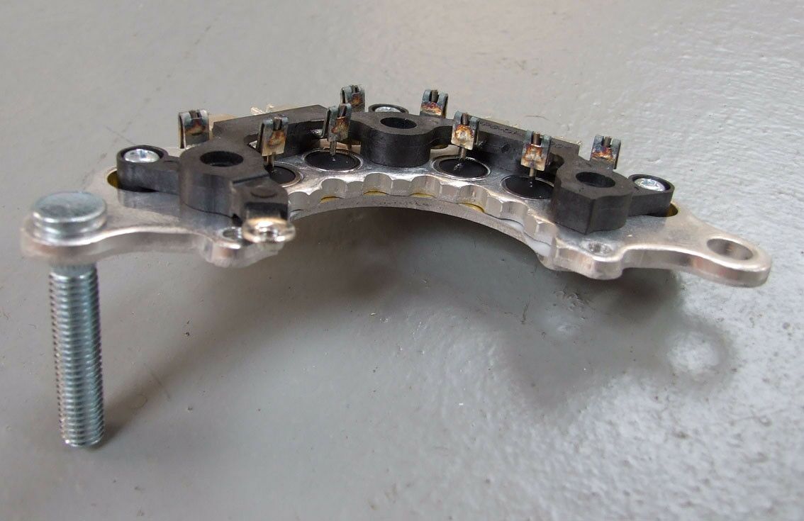 Diodni most hitachi opel astra h lr1100-508h