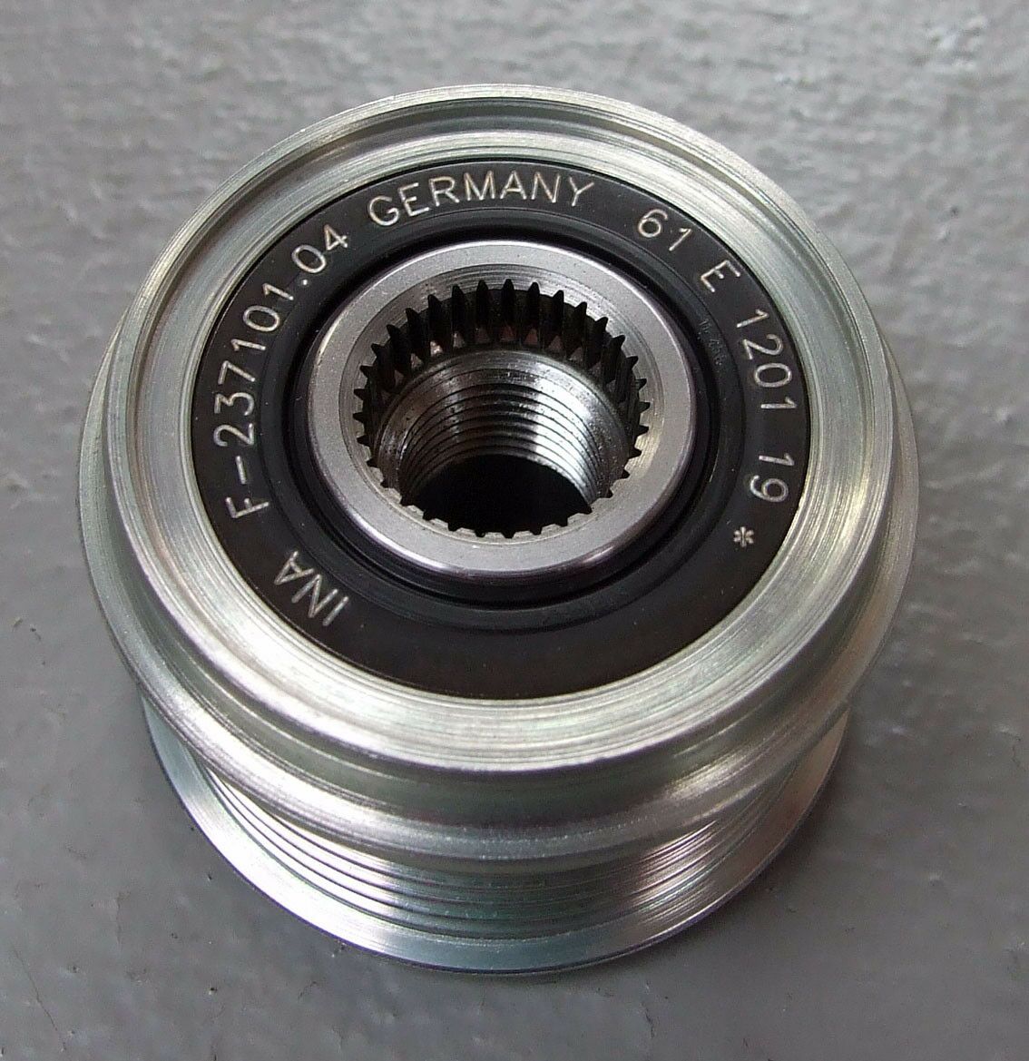 Remenica alternatora valeo ina 6pk opel corsa c 1.3 cdti