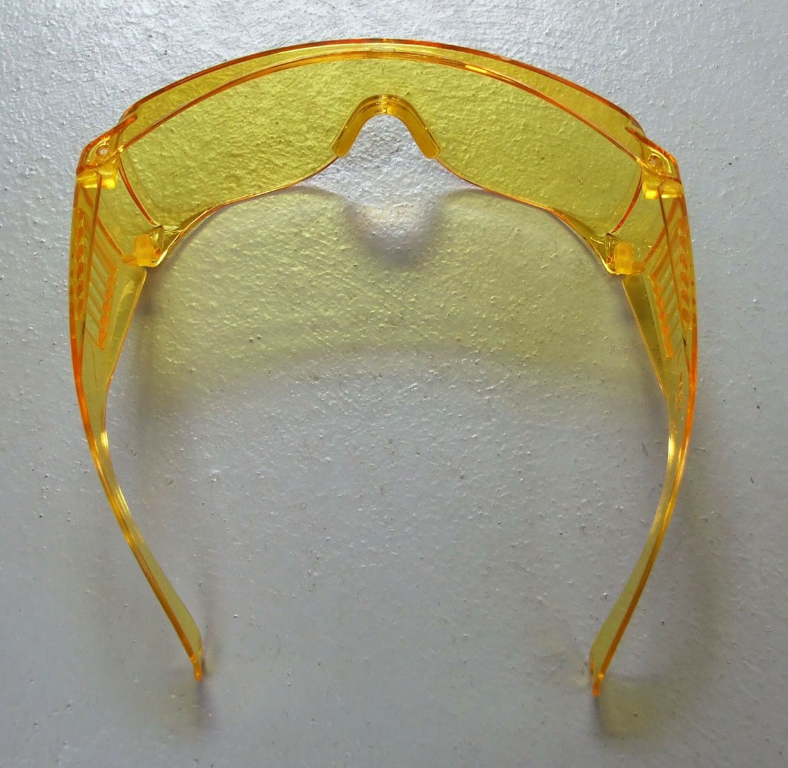 Uv naocale zute