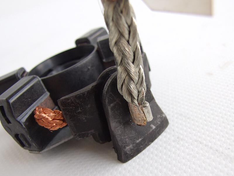 Nosac cetkica elektropokretaca bosch vw golf v